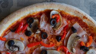 Pizza Capricciosa (33 cm)