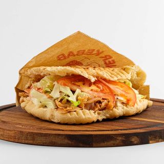 Kebab juneći Maxi + pomfrit+ Coca-Cola