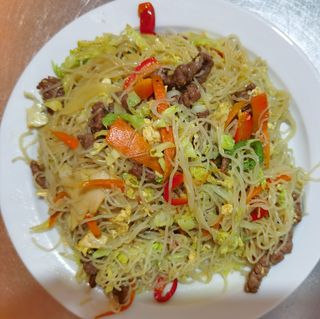 Fideos De Arroz Con Ternera Al Curry