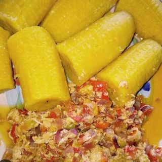 Boiled Plantains And Egg Sauce 