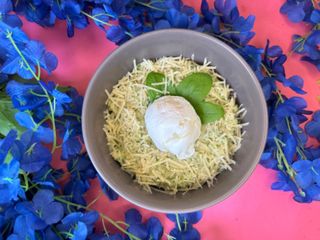 Вівсянка з яйцем пашот