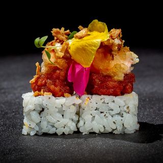 Fried salmon roll 4 pezzi