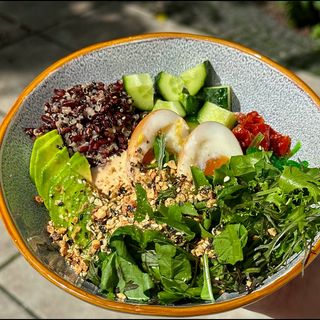 Боул з авокадо