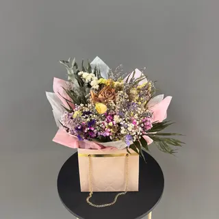 Ramo de flores  con caja 