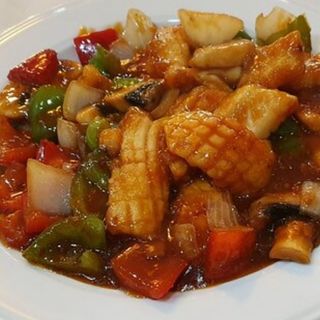 Sepia Con Salsa Picante