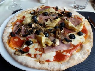 Pizza Capricciosa (30 Cm.)