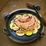 САЛАТА С БАЛСАМОВО ПИЛЕ И ПРЕСЕН ТРЮФЕЛ ( 240 гр.)