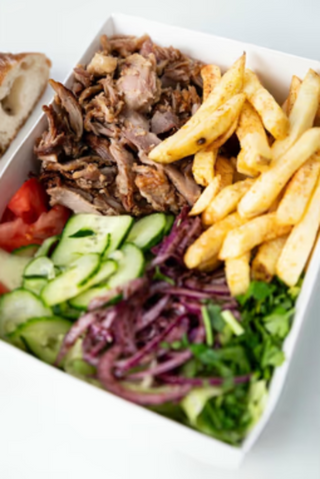 Shaworma la farfurie cu carne de pui