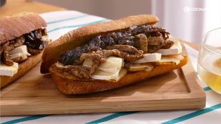 Bocata De Filete En Salsa