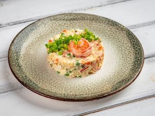Олів'є з білоногими креветками (250g)