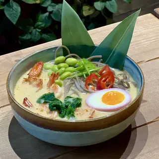 Кокосовий суп рамен з креветками (500г)