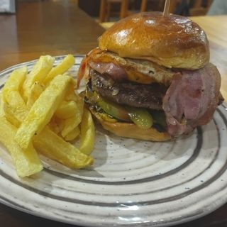 hamburguesa de izaguirre
