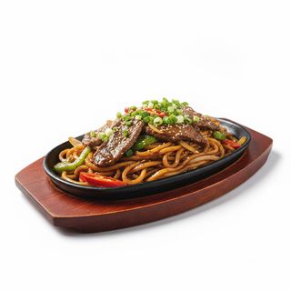 Spaghetti alla griglia con manzo