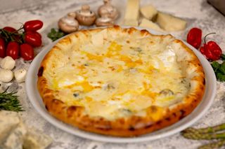 PIZZA QUATTRO FORMAGI