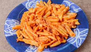 Macarrons A La Bolonyesa