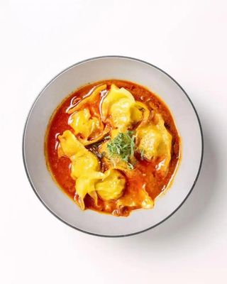 Wegetariańskie Wontony w Sosie Chili