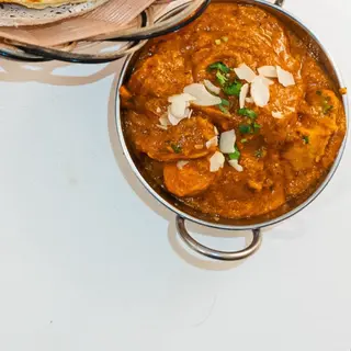 20. Pollo Bhuna