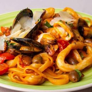 Linguine cu Fructe de Mare