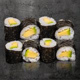 Хосомаки авокадо (6бр 105г)