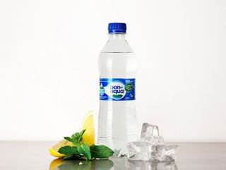 Bon Aqua сильногазована.