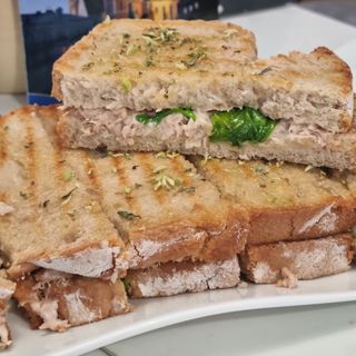 Tosta de atum