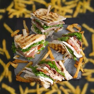 Клуб сандвич Privilege