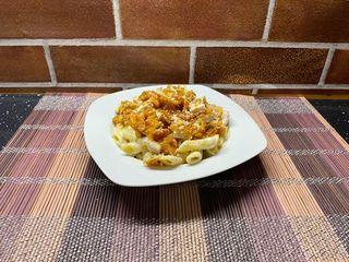 Meniu Paste Quattro Formaggi + Snitel In Fulgi