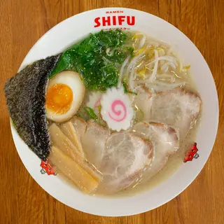   2 Tonkostsu Ramen (200 G.)