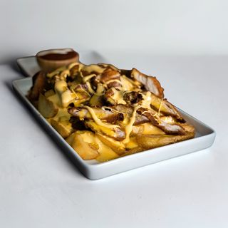 Crispy chicken sa pomfritom