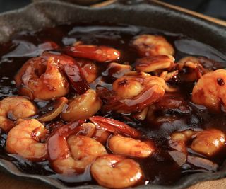 Creveti in sos de soia