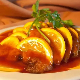 Pato Con Naranja