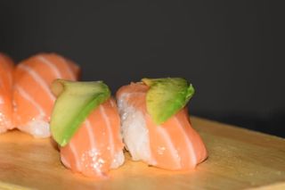 25b. Salmone e avocado