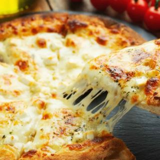 Pizza Tropical 4 Quesos