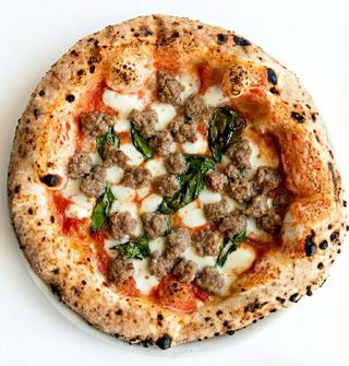 Margherita con salsiccia