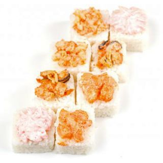 Imperial Seafood Roll - 8 pcs / 300 g