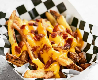 Patatas Fritas Con Queso