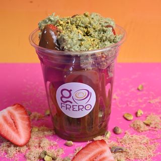 Dubai kunafa berrycup