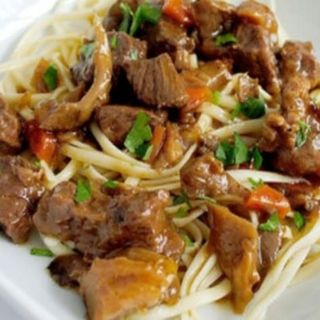 Tallarines Fritos Con Ternera