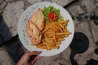 Pileće bijelo meso na žaru