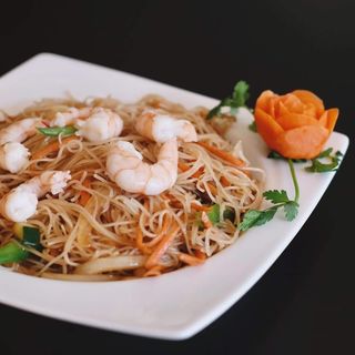 Fideos de arroz con gambas