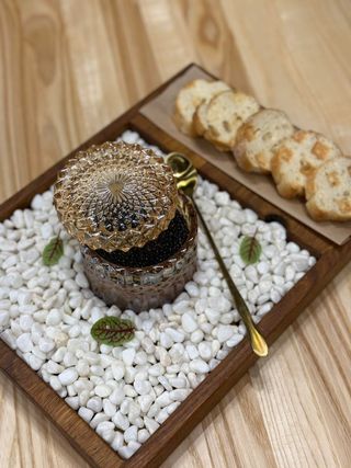 Тартар з телятини та вугрем