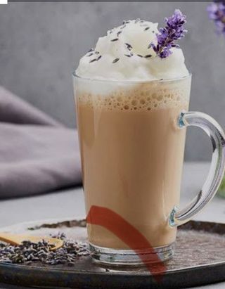 Lavanda latte macchiato