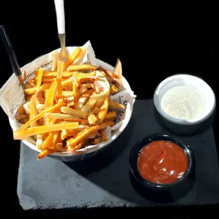 Papas Fritas Con Salsas