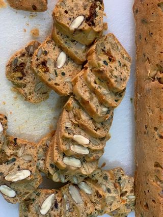 Fekkas Salé Amandes Graines