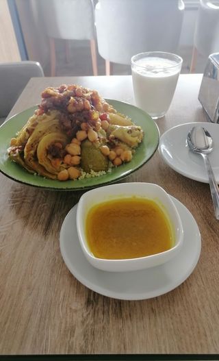 Couscous Poulet Et Tfaya