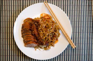 PHO XAO VIT - Paste de orez cu rata crocanta