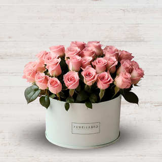 Flowerbox różowe róże 15 szt