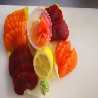 Menú Sashimi (16 Pzs.)