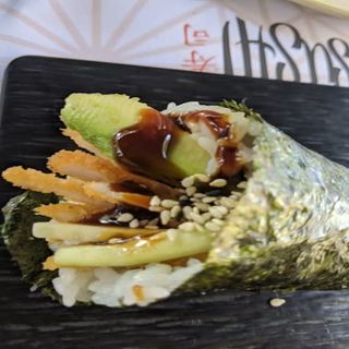 Temaki De Pollo Rebozado Y Verduras (1 Pza.)