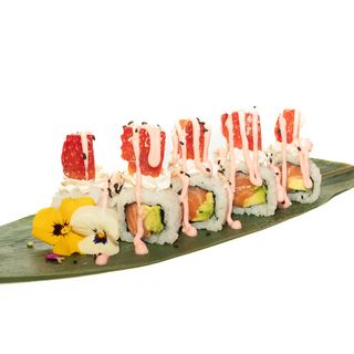 Uramaki de fresa (8 uds.)